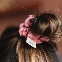 Afbeelding in Gallery-weergave laden, Bamboo Scrunchie Pink Rosa